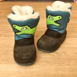 Sz 6 Toddler Cat and Jack Toddler Snow Boots